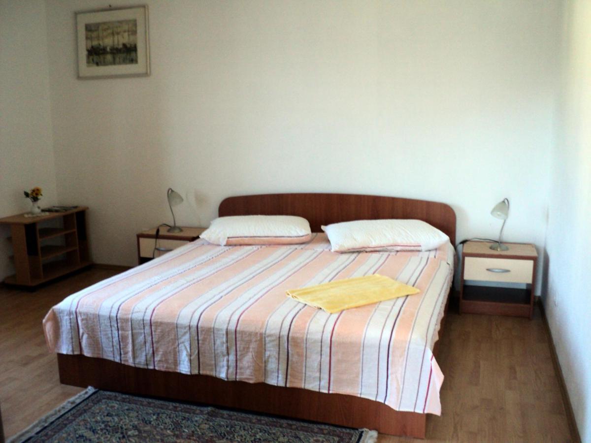 Apartments Rubinic Jelsa  Exterior foto