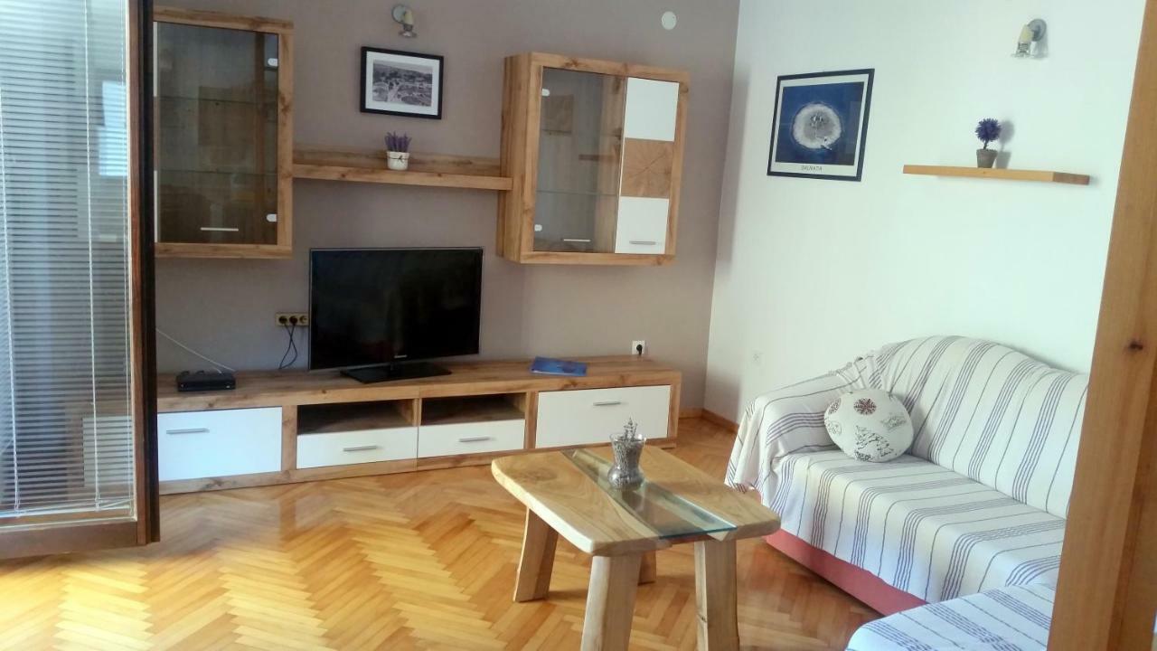 Apartments Rubinic Jelsa  Exterior foto